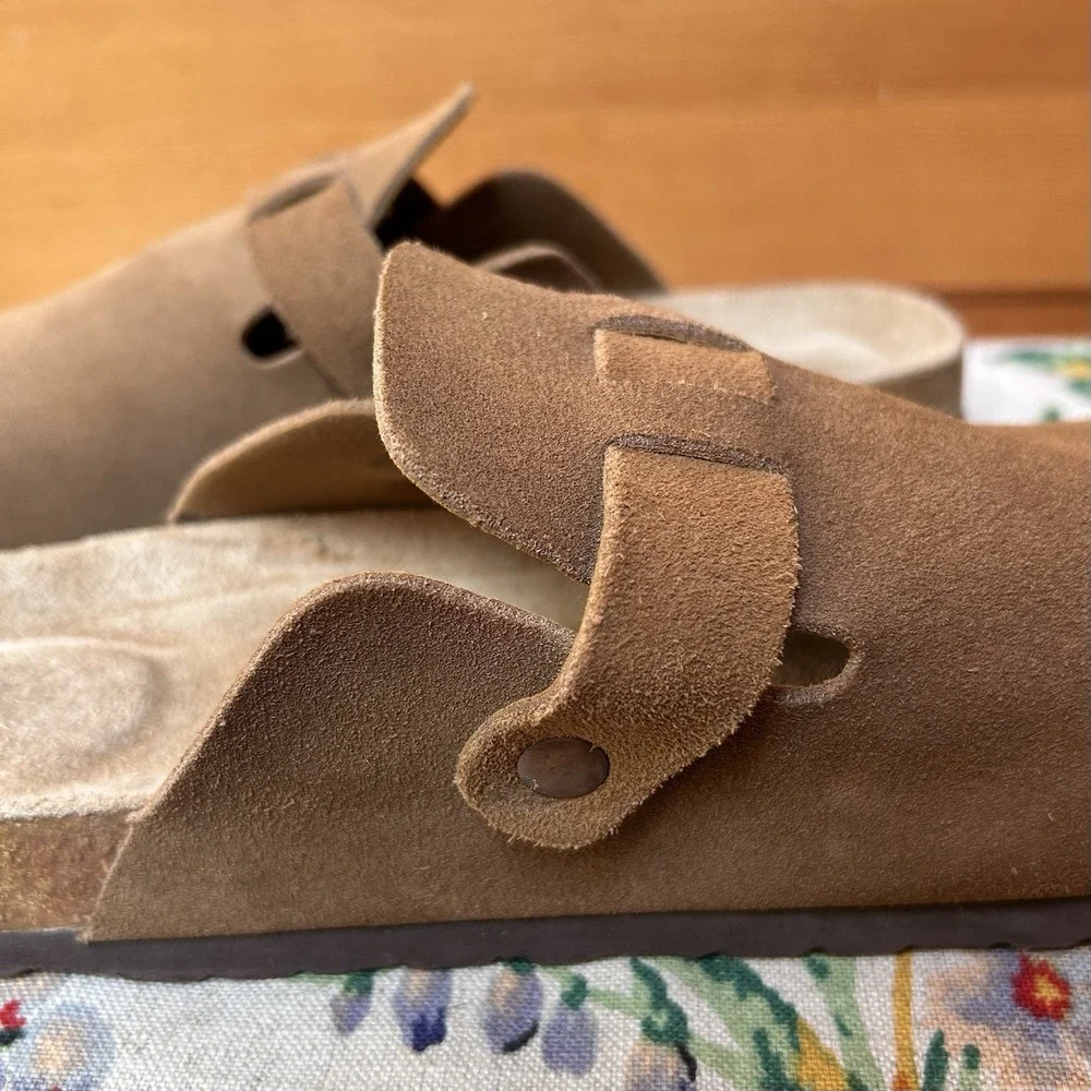 Cushionaire Haze Men's Leather Suede Clogs Comfortable Slip-On Arch Support 12M